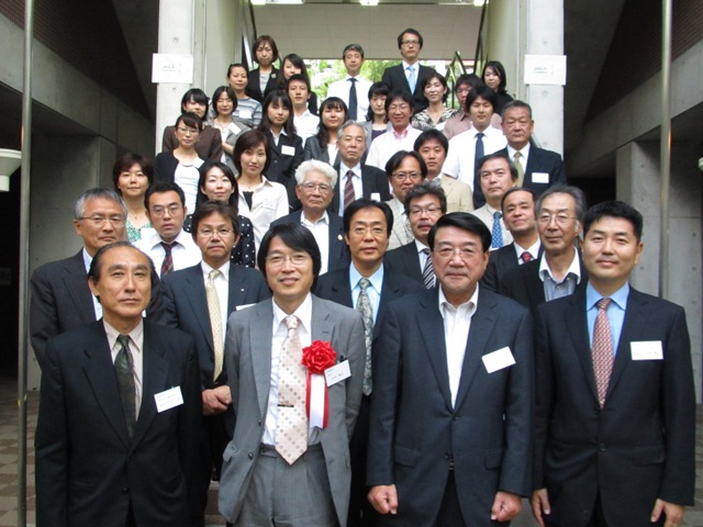 設立総会参加者全体写真