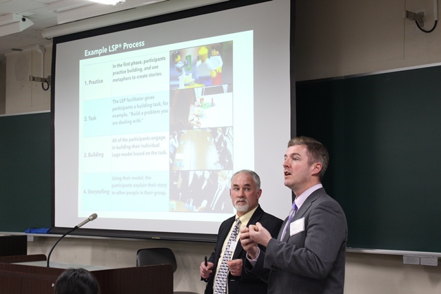 Mark D. Sheehan先生とTodd Thorpe先生