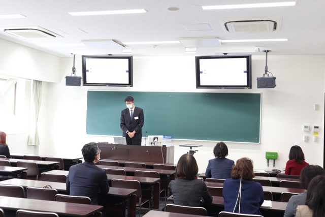 王 鏡洲さんのご発表